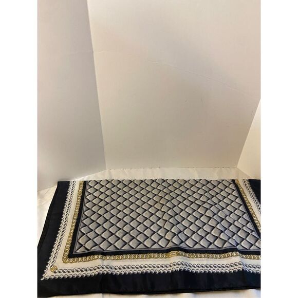 Equestrian scarf navy gold 33"x34" not branded - Picture 3 of 4